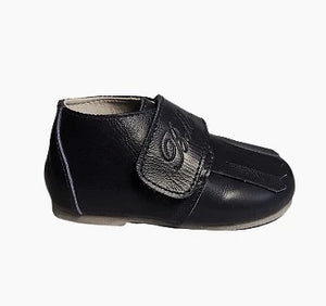 Leather Loafer in Black (Toddler/Little Kid)