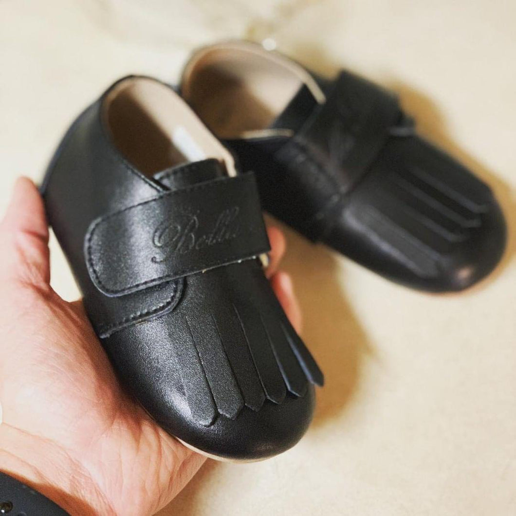 Leather Loafer in Black (Toddler/Little Kid)