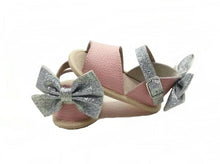 Load image into Gallery viewer, Leather Sandals in Pink with Glitter Bow (Infant/Toddler/Little Kid)